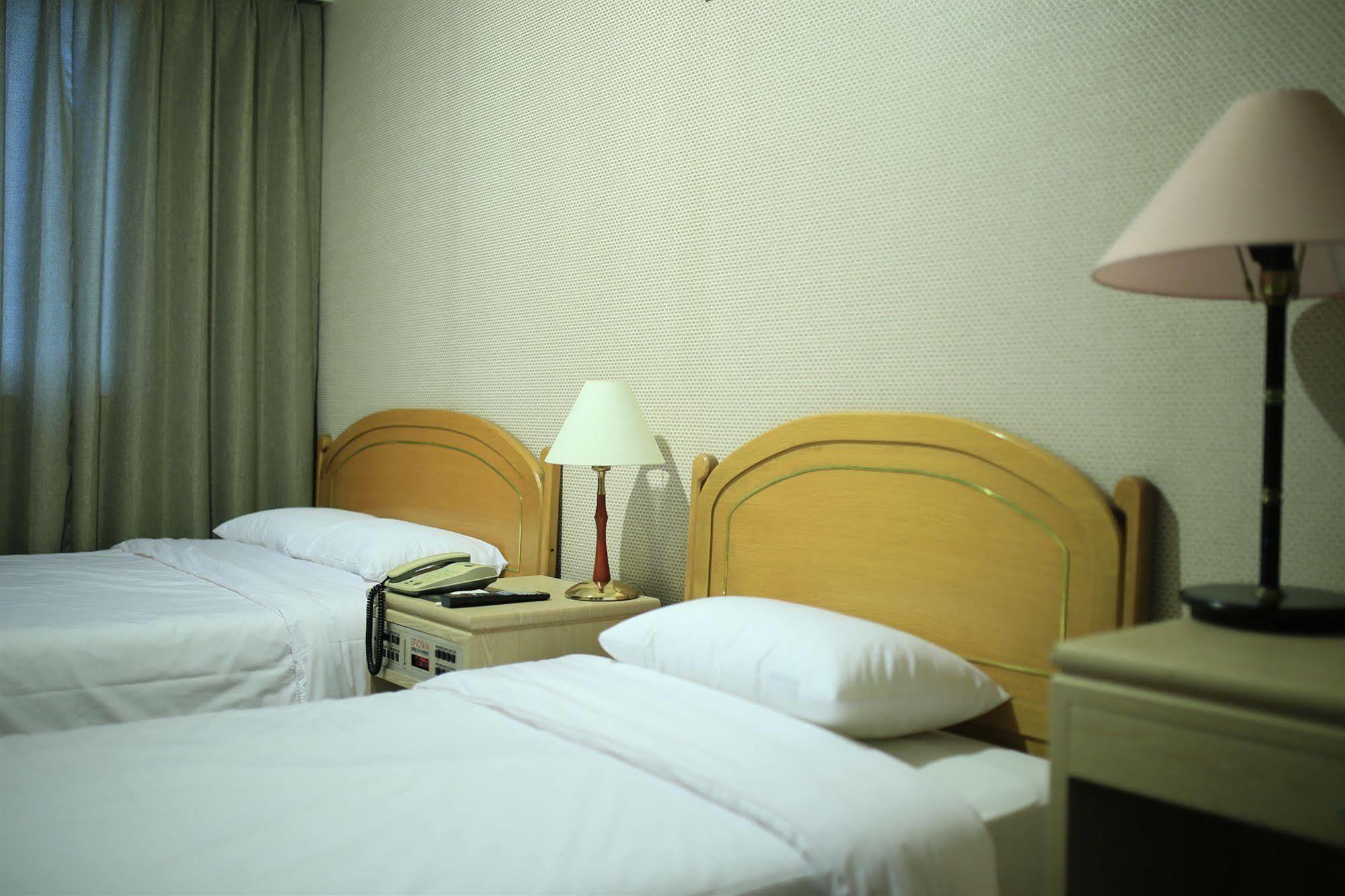 Brown Hotel Seul Zewnętrze zdjęcie